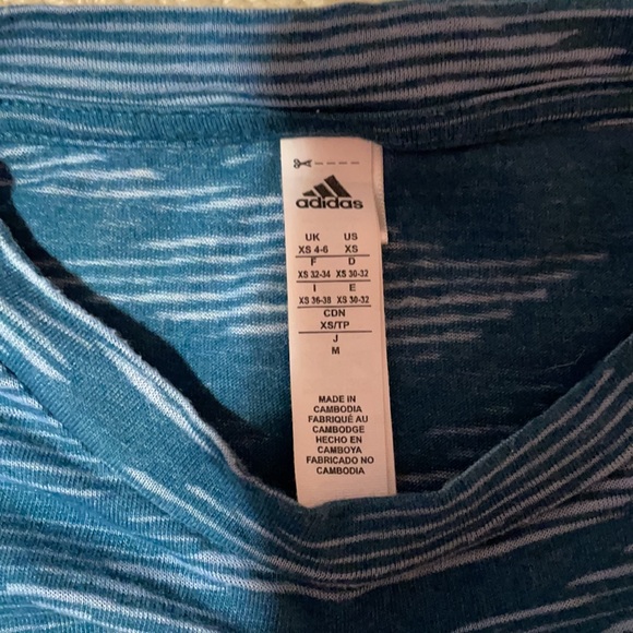 Adidas crop top - Picture 3 of 4